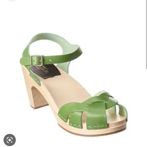 NWB Swedish Hasbeens Kringlan Grass Green  35 / 5 Leather Platform Sandal Clogs